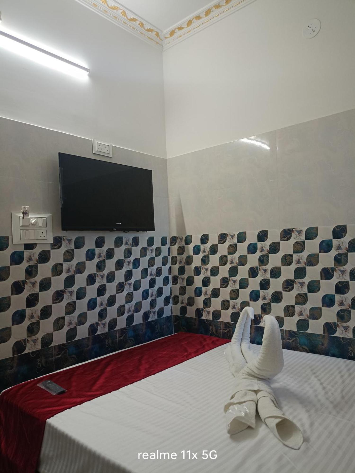 Hotel Trupti Residency Пурі Екстер'єр фото